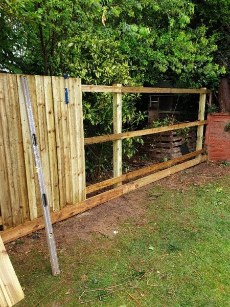 attaching the fence boards