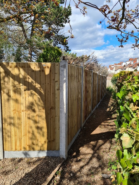 new fence with concrete posts